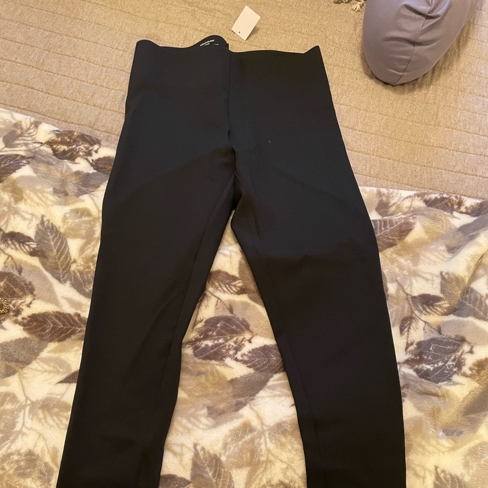 A Pea in the Pod - Forever Ponte Maternity and Post Partum Leggings
